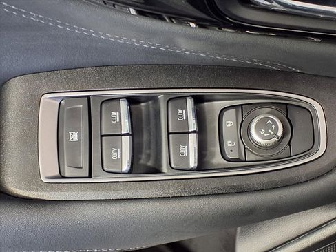 Certified 2025 Subaru Outback Limited image 15