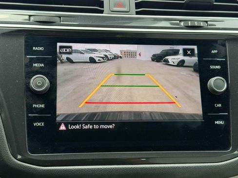 Used 2024 Volkswagen Tiguan SE R-Line image 26