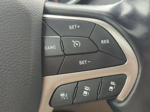Certified 2020 Jeep Grand Cherokee Limited AWD/4WD image 26