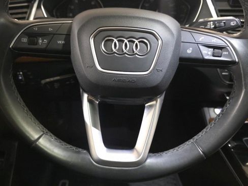 Used 2023 Audi Q5 2.0T Premium w/ Convenience Package image 13