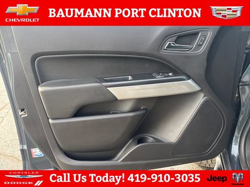 Used 2019 Chevrolet Colorado ZR2 w/ ZR2 Dusk Special Edition AWD/4WD image 11