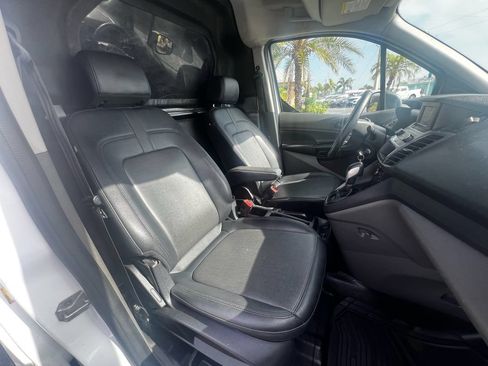 Used 2021 Ford Transit Connect XL FWD image 16