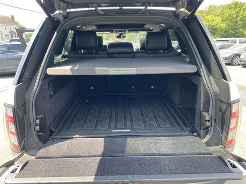 Used 2017 Land Rover Range Rover image 24