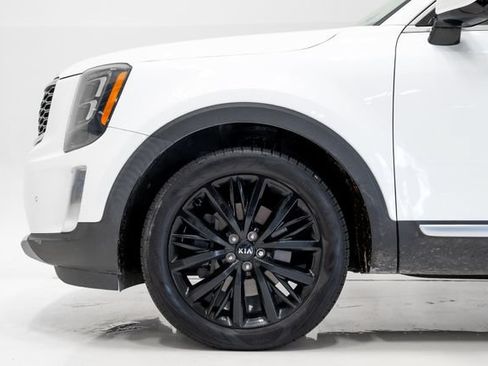 Used 2020 Kia Telluride SX w/ Towing Package FWD image 32
