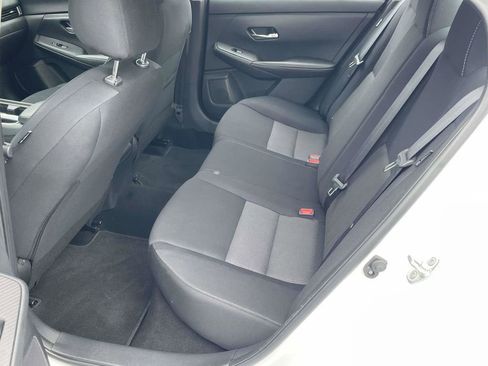 Used 2023 Nissan Sentra SV FWD image 10