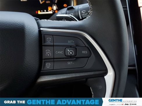 Certified 2024 Jeep Grand Cherokee L Limited image 17