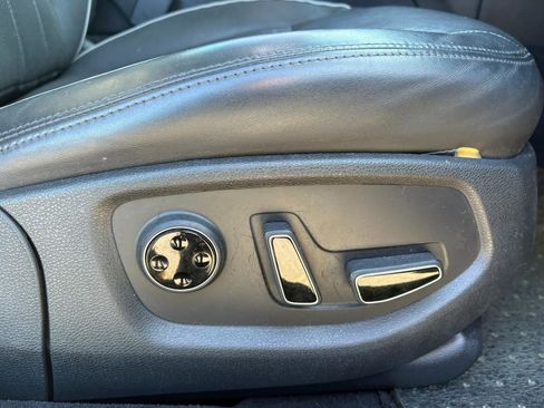 Used 2015 Hyundai Genesis 3.8 w/ Option Group 04 image 31