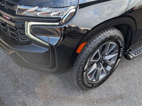 Used 2023 Chevrolet Tahoe Z71 w/ Z71 Off-Road Package image 11