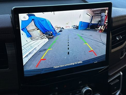 Used 2024 Ford Expedition Max Limited image 25