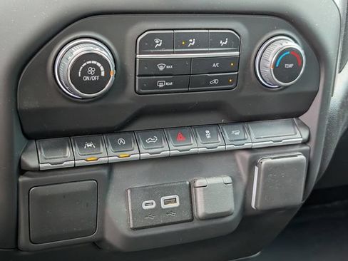 Used 2025 Chevrolet Silverado 1500 Custom RWD image 18