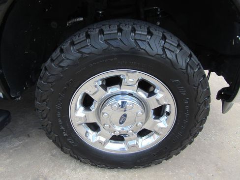 Used 2015 Ford F250 Lariat w/ Chrome Package RWD image 8