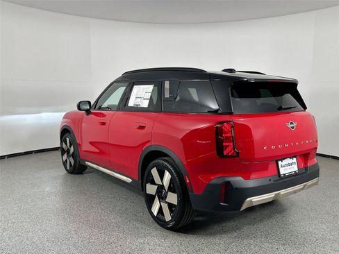 Used 2025 MINI Cooper Countryman S w/ Comfort Package Max AWD/4WD image 6