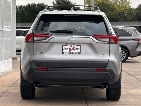 New 2025 Toyota RAV4 XLE Premium image 5