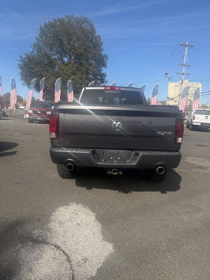 Used 2016 RAM 1500 Sport w/ Convenience Group AWD/4WD image 17