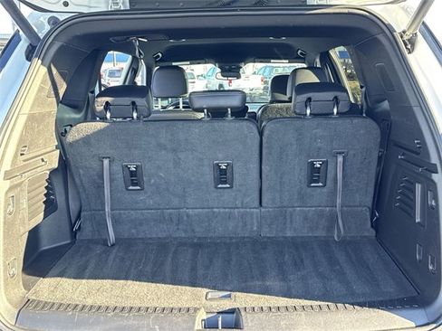 Used 2025 Buick Enclave Preferred image 11