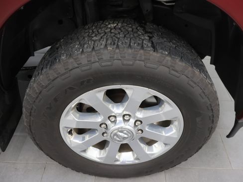 Used 2024 RAM 2500 Laramie AWD/4WD image 3