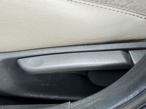 Used 2013 Toyota Corolla S image 13