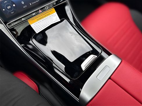 New 2026 Mercedes-Benz C 300 4MATIC Sedan image 21