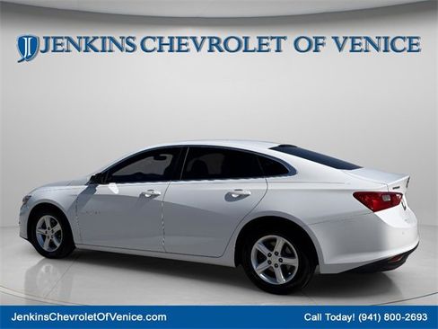 Used 2021 Chevrolet Malibu LS image 8