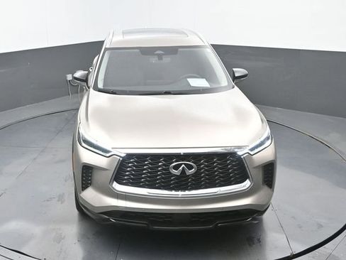 Used 2023 INFINITI QX60 Luxe w/ Performance Audio Package AWD/4WD image 32