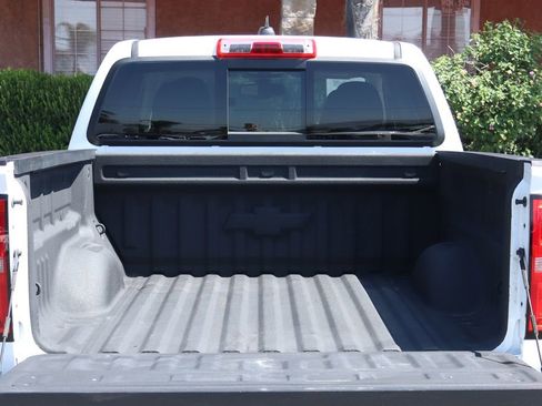 Used 2020 Chevrolet Colorado Z71 AWD/4WD image 8