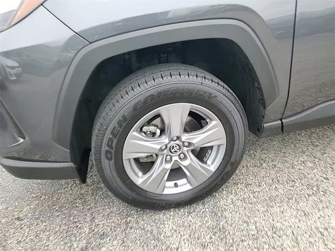 Used 2022 Toyota RAV4 XLE image 7