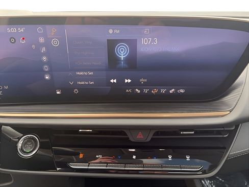 Used 2024 Buick Envision Avenir AWD/4WD image 12