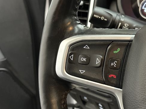Used 2020 RAM 1500 Big Horn AWD/4WD image 25