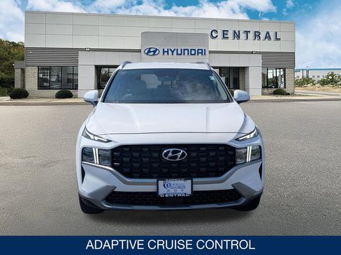 Used 2023 Hyundai Santa Fe SEL w/ Cargo Package image 2