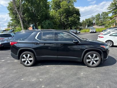 Used 2021 Chevrolet Traverse LT w/ LT Premium Package