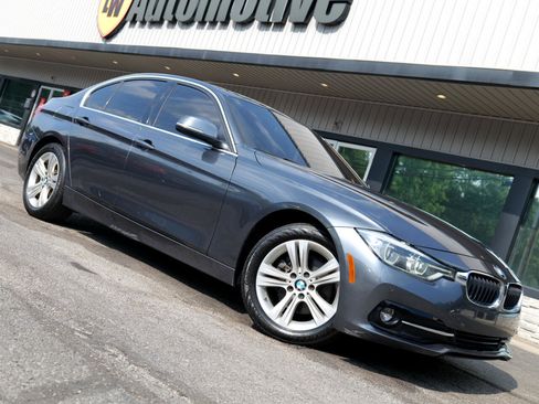 Used 2017 BMW 330i Sedan image 1