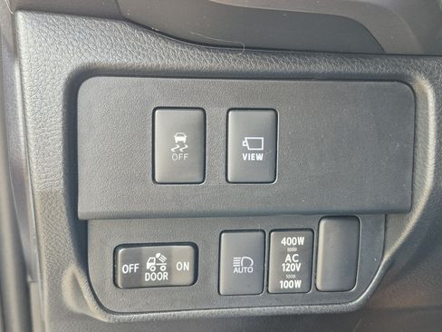 Used 2021 Toyota Tacoma Limited w/ Nightshade Package AWD/4WD image 36