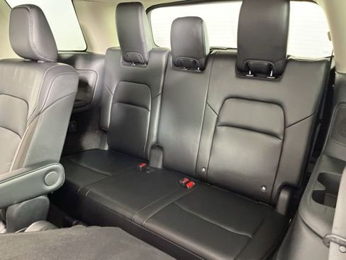 Used 2023 Nissan Pathfinder SL w/ SL Premium Package FWD image 48