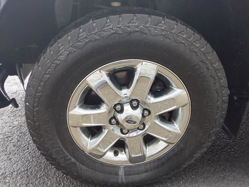 Used 2014 Ford F150 XLT w/ Equipment Group 302A Luxury AWD/4WD image 8