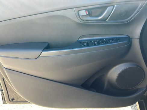 Used 2018 Hyundai Kona SEL w/ SEL Tech Package 02 AWD/4WD image 8