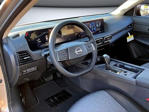 New 2026 Nissan Sentra SV image 7