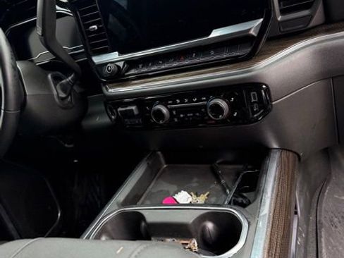 Used 2025 Chevrolet Silverado 2500 LT w/ Trail Boss Package AWD/4WD image 6