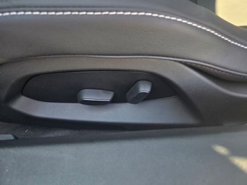 New 2026 Chevrolet Corvette Stingray Coupe w/ Z51 Performance Package image 13