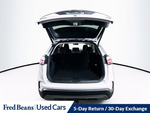 Used 2022 Ford Edge SEL w/ Convenience Package image 8