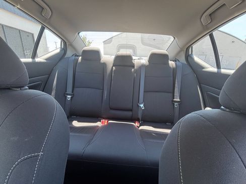 Used 2025 Nissan Altima 2.5 SV FWD image 39