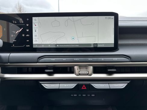 New 2027 Kia Telluride S image 39