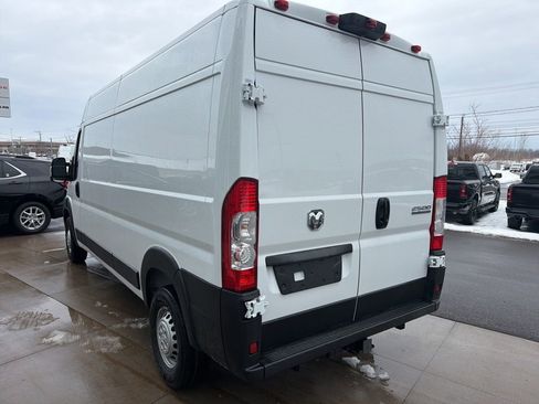 New 2026 RAM ProMaster 2500 w/ Premium Convenience Group image 3