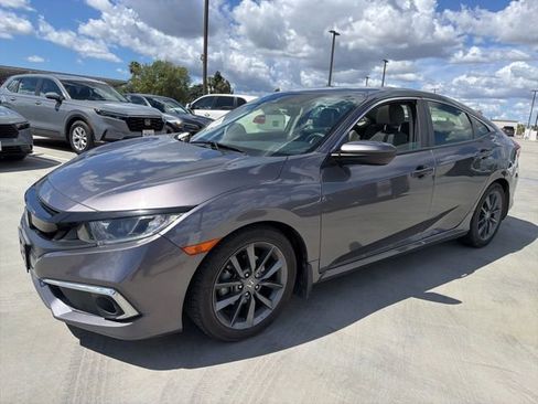 Used 2019 Honda Civic EX image 3