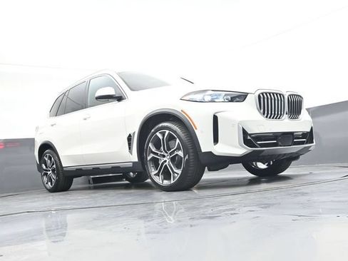 Used 2026 BMW X5 xDrive40i w/ Premium Package AWD/4WD image 30