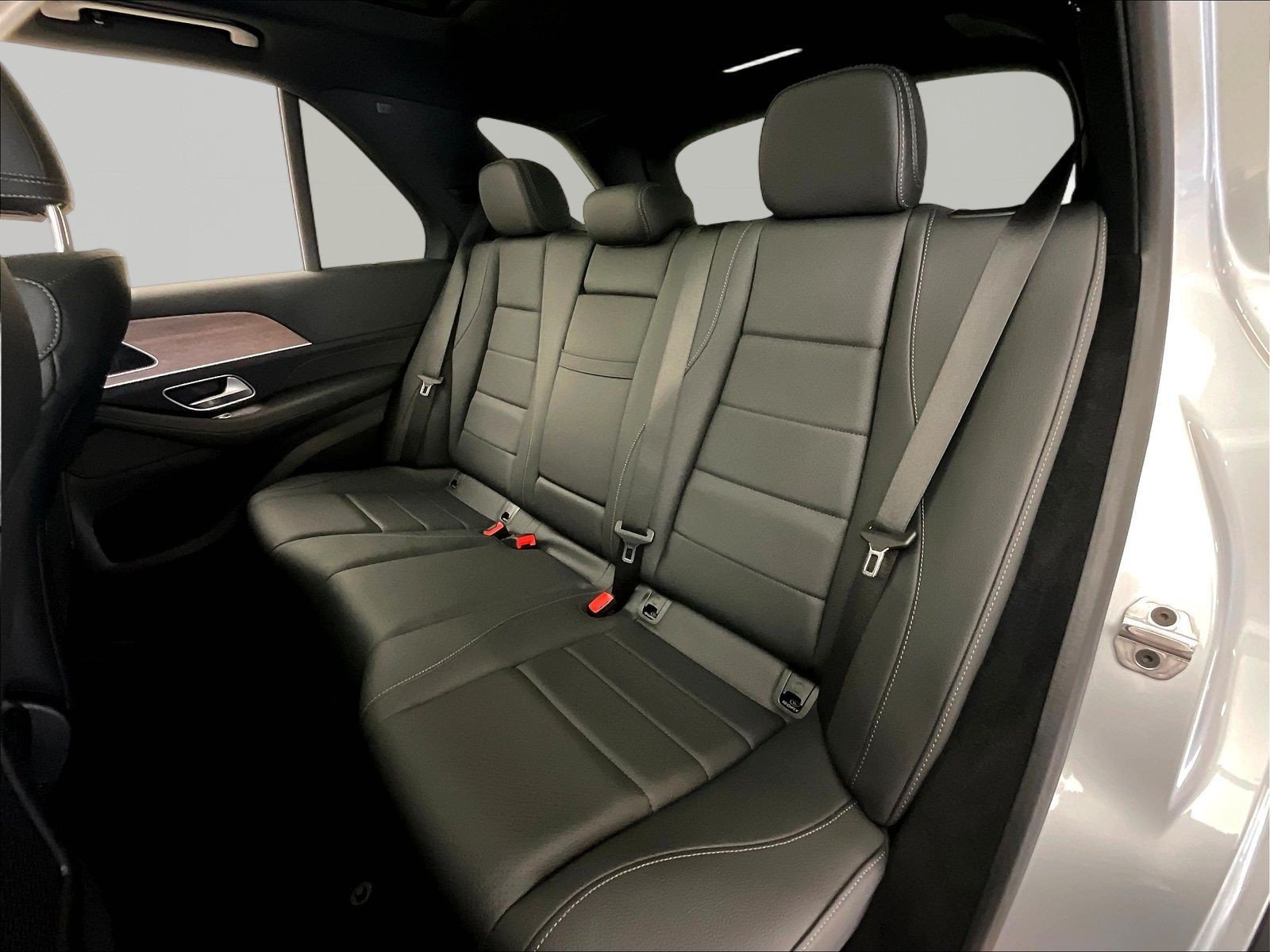 Certified 2025 Mercedes-Benz GLE 350 4MATIC image 22