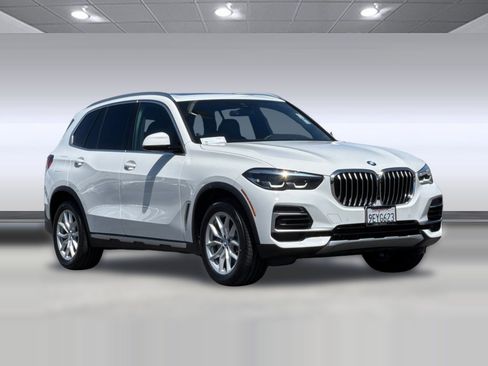 Certified 2023 BMW X5 xDrive40i w/ Premium Package AWD/4WD image 6