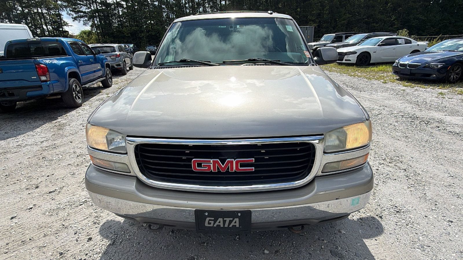Used 2002 GMC Yukon XL SLT RWD image 3