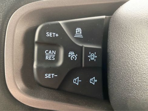 Used 2025 Ford Bronco Badlands AWD/4WD image 23