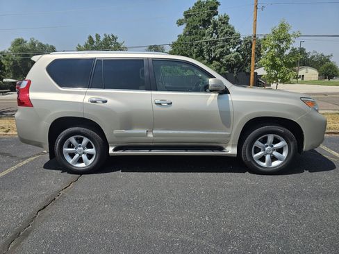 Used 2012 Lexus GX 460 w/ Comfort Plus Pkg AWD/4WD image 6