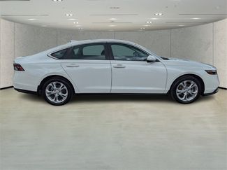 Used 2023 Honda Accord LX video 2